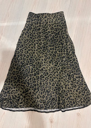 Leopar Desenli Saten Midi Boy Etek - Görsel 4