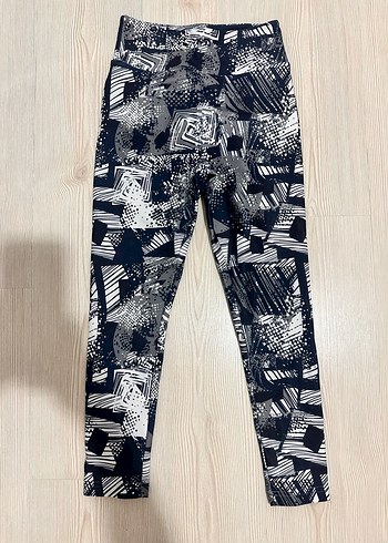 Gri Desenli Toparlayıcı Spor Tayt - Görsel 7