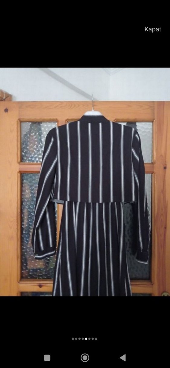 Siyah Çizgili Uzun Kollu Piliseli Elbise - Görsel 5