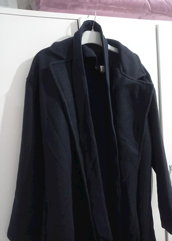 Siyah Uzun Kaban - Görsel 3