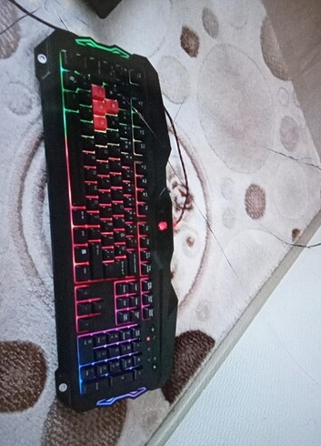 Klavye 
