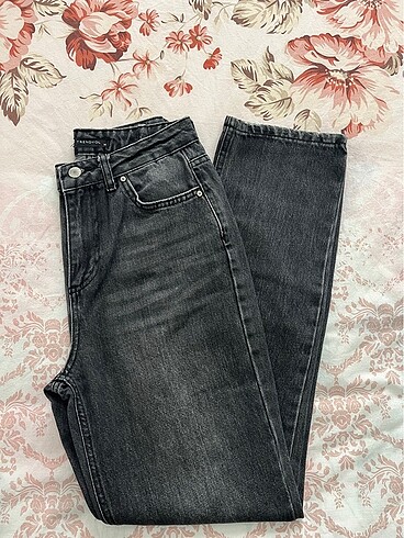 Gri Jean