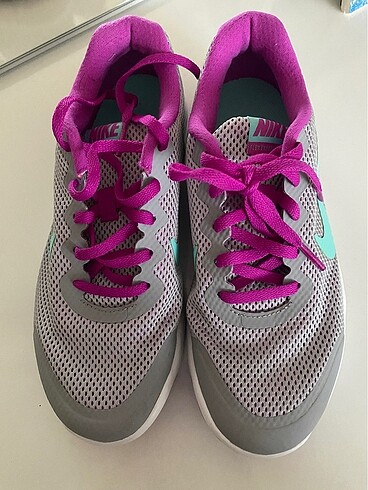 Nike az kullanılmış