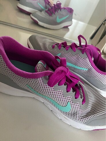 37,5 Beden Nike az kullanılmış