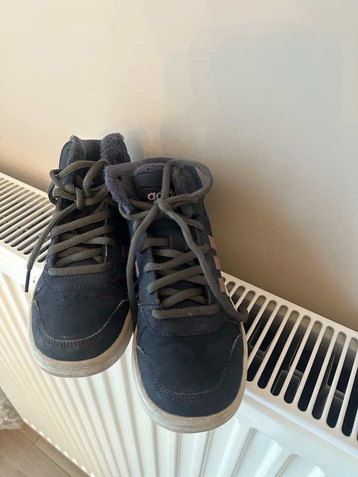 Kız Çocuk Gri Pembe Çizgili Spor Ayakkabı - Görsel 4