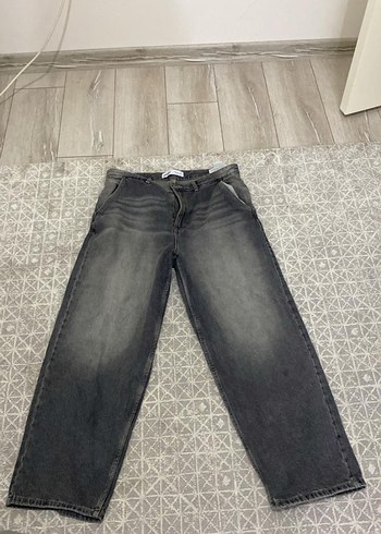 BERSHKA Gri Bol Kesim Denim Kadın Jean