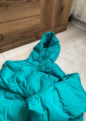 Bershka Bershka Turkuaz Renkli Fermuarlı Kadın Kışlık Mont