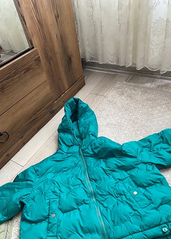 Bershka Turkuaz Renkli Fermuarlı Kadın Kışlık Mont