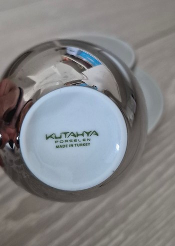 Gümüş Detaylı Beyaz Fincan ve Tabak Seti - Görsel 3