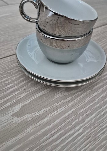 Gümüş Detaylı Beyaz Fincan ve Tabak Seti - Görsel 2