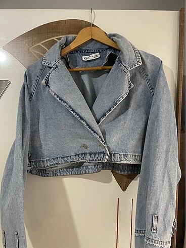 Crop kot ceket