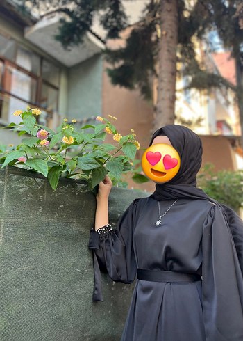 Siyah Uzun Yüksek Yakalı Salaş Kadın Elbise - Görsel 3