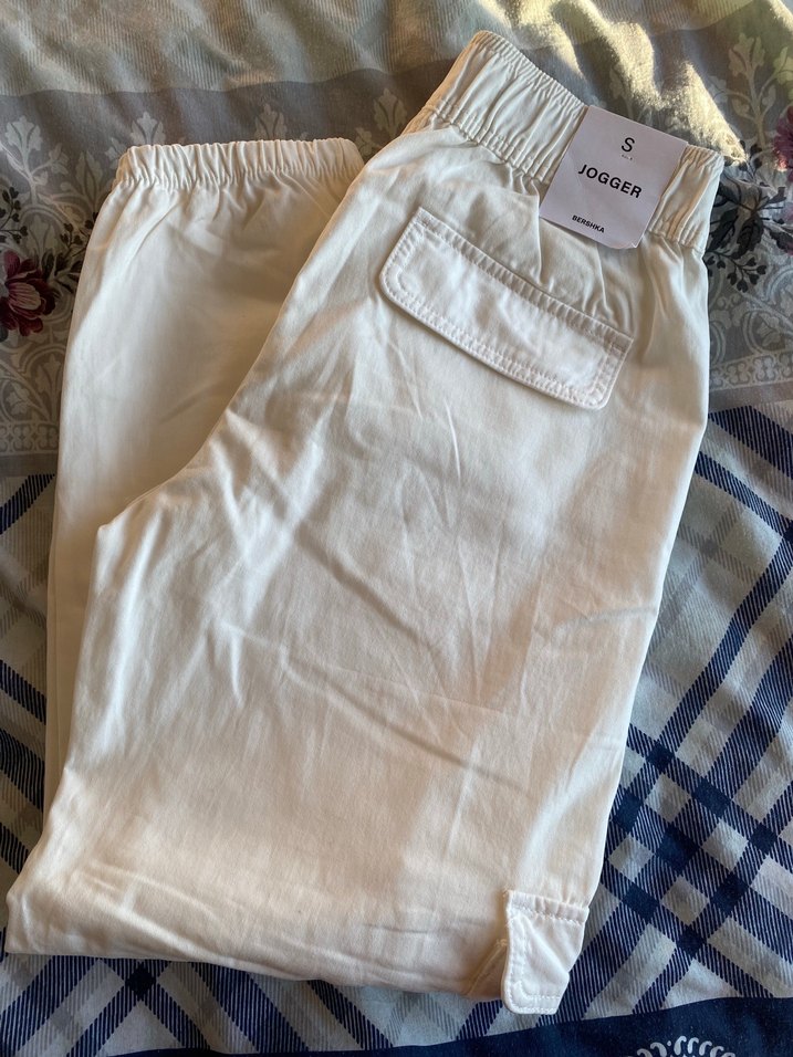 Bershka kargo pantolon - Görsel 2