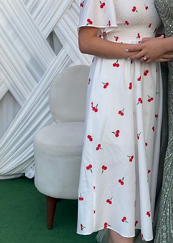 Kısa Kollu Nakışlı Beyaz Uzun Elbise - Görsel 3