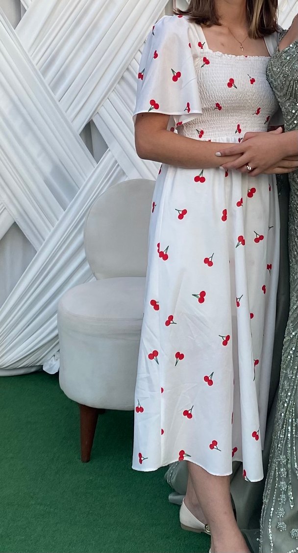 Kısa Kollu Nakışlı Beyaz Uzun Elbise - Görsel 3