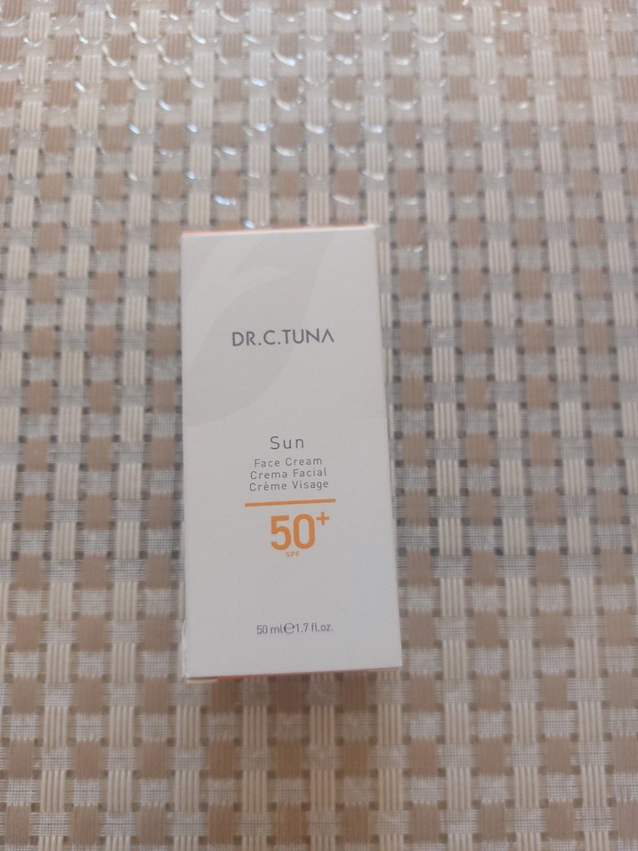 DR.C.TUNA SPF 50+ Yüz Kremi 50 ml - Görsel 2