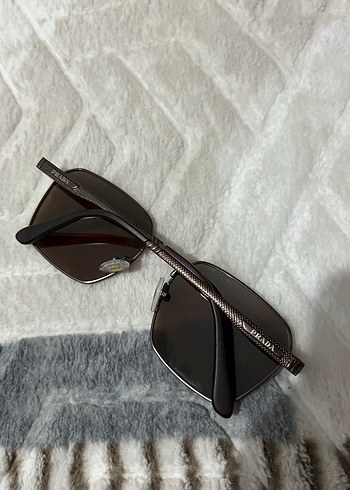 Prada Kahverengi Minimalist Kadın Güneş Gözlüğü