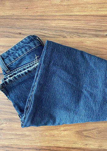 Diğer Kadın Lacivert Midi Boy Denim Pantolon eskitme detaylı