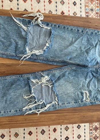 Bohem Rahat Kesim Yırtık Kot Pantolon