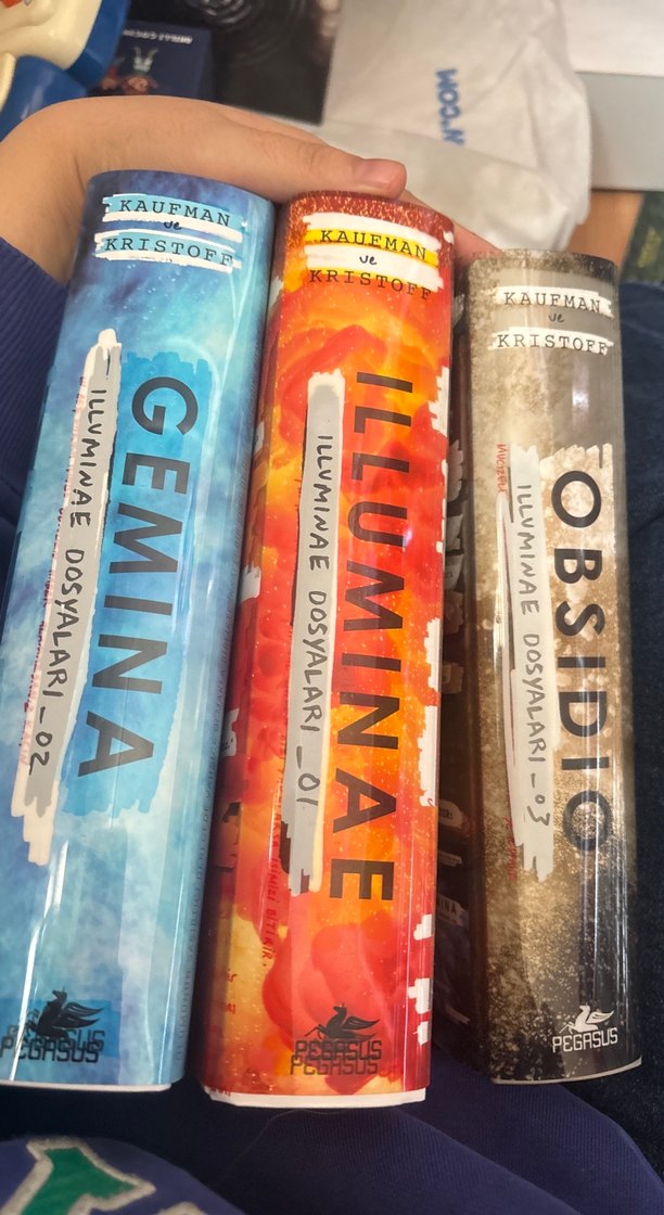 Illuminae Dosyaları Üçleme Seti - Görsel 4