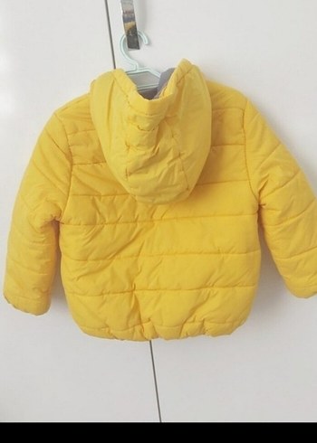 Sarı Kapüşonlu Erkek Çocuk Mont - Görsel 2