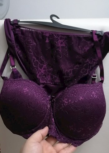 Mor Gotik Dantel Desenli Sütyen takimi - Görsel 2