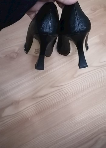 Klasik Siyah Yılan Desenli Stiletto Topuklu Ayakkabı - Görsel 2