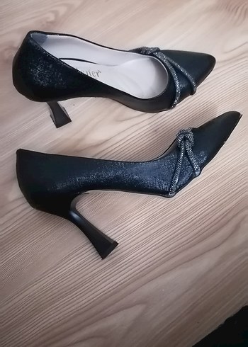 Klasik Siyah Yılan Desenli Stiletto Topuklu Ayakkabı - Görsel 4