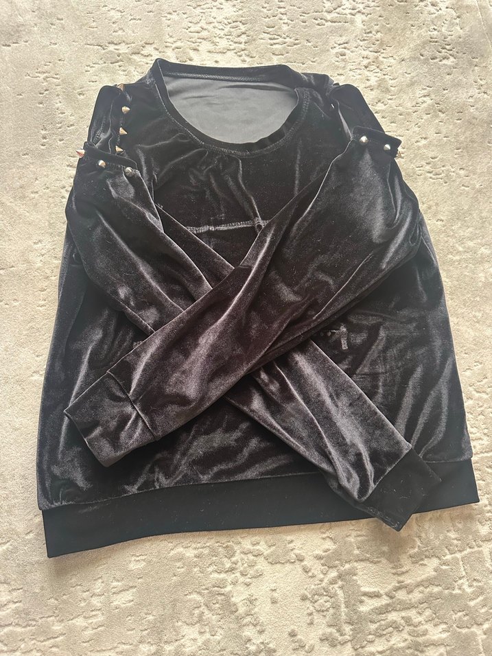 Düğmeli Siyah Süet Kadın badi - Görsel 3