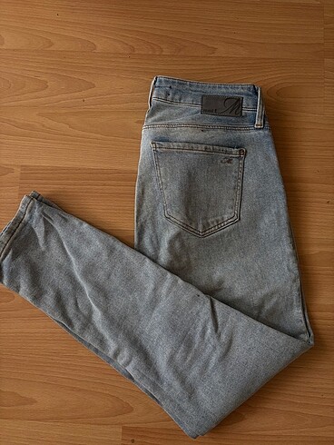 34 Beden mavi jean