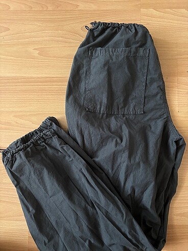 Stradivarius stradivarius paraşüt pantolon