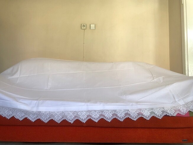 245cm-242cm iki tarafı dantelli çarşaf