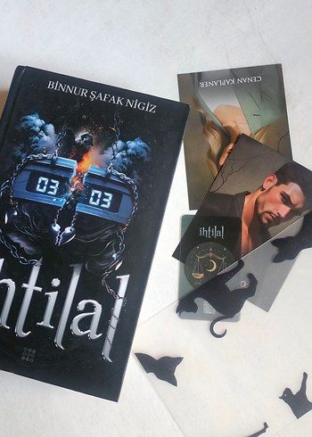 İhtilal 2 - Binnur Şafak Nigiz