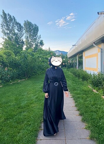 Diğer Siyah saten tesettür abiye elbise