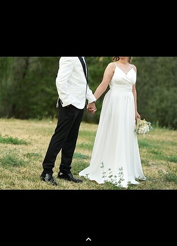 Yırtmaçlı nikah dış çekim elbisesi 