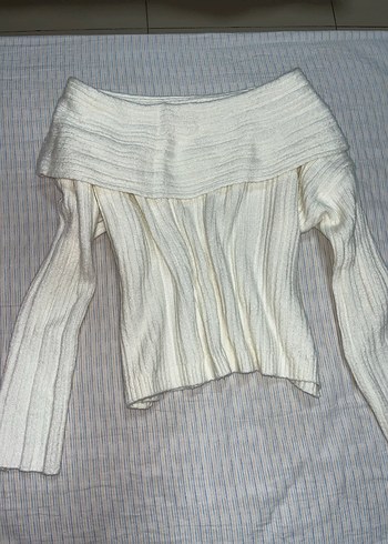 omzu acık krem kazak - Görsel 2