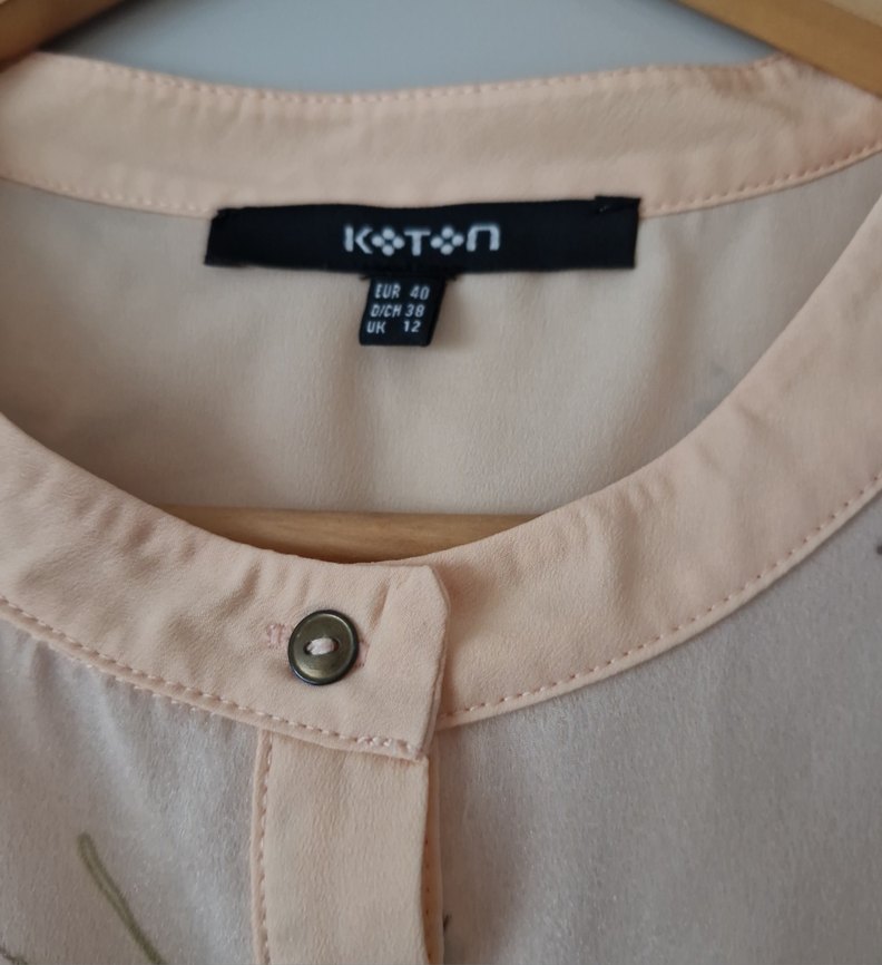 Bej Çiçek Desenli Düğmeli Midi Elbise - Görsel 4