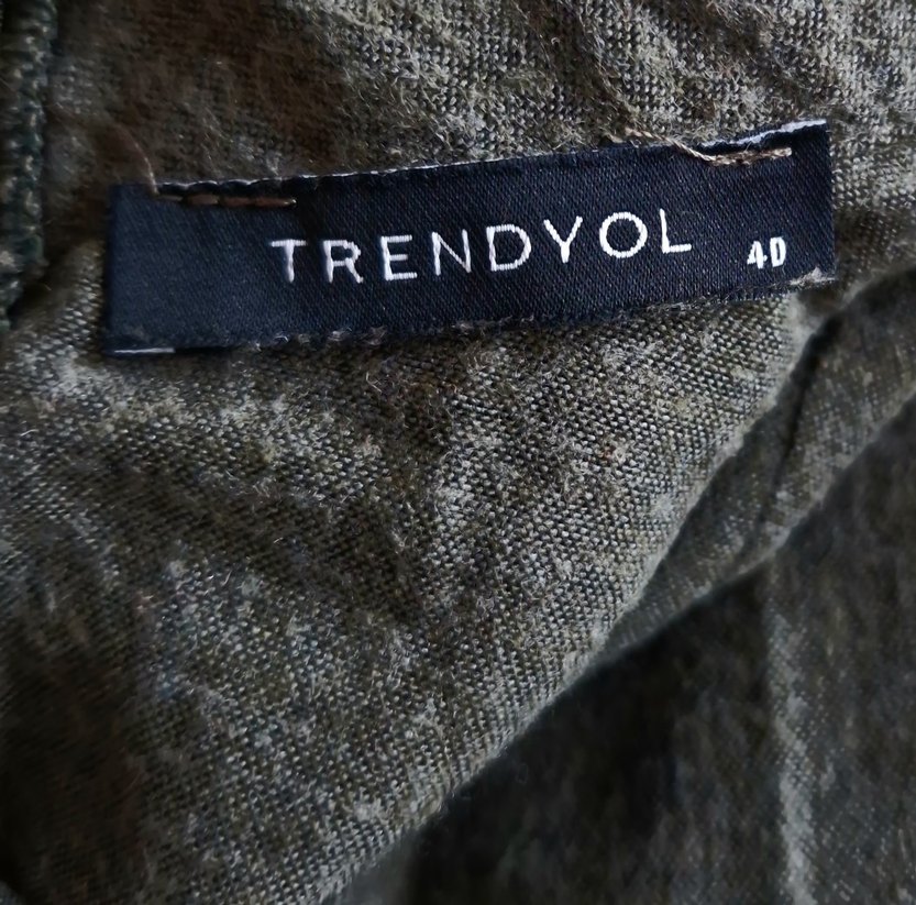 kolları büzgülü elbise - Görsel 4