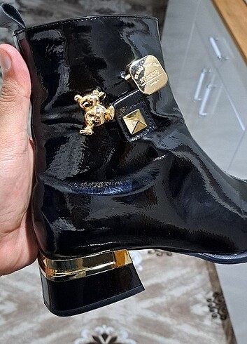 Diğer Yeni suni deridir
