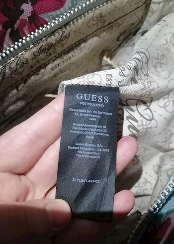 Guess Pembe Çiçek Desenli Mavi Çanta - Görsel 9