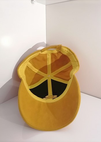 S Harfli Sarı Süet Kadın Şapka - Görsel 3