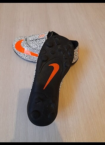 29 Beden beyaz Renk Erkek cocuk krampon