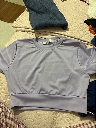 crop lila