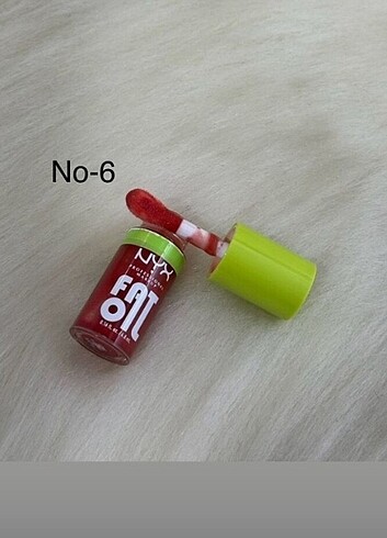 Nyx fat oil