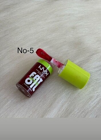 Nyx fat oil