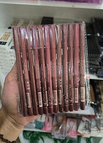 Flormar Jumbo dudak kalemi 