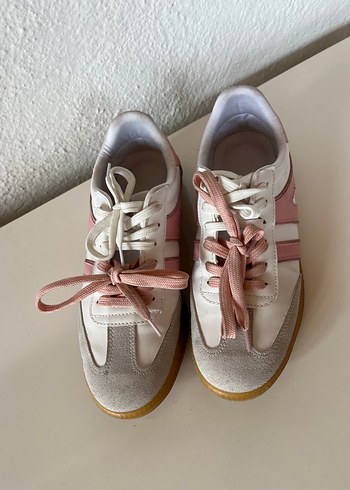 Pembe Bağcıklı Kadın Spor Ayakkabı - Görsel 2