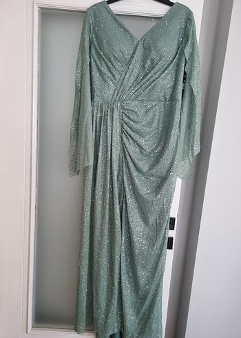 Pullu abiye elbise - Görsel 3