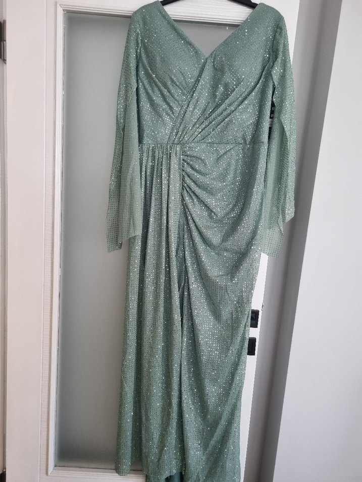 Pullu abiye elbise - Görsel 3