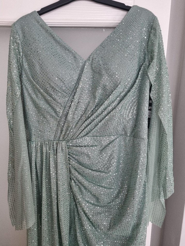 Pullu abiye elbise - Görsel 4